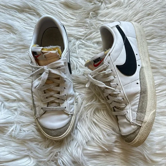 Mens’ Nike Blazer Low 77 Vintage sneakers - Picture 2 of 15